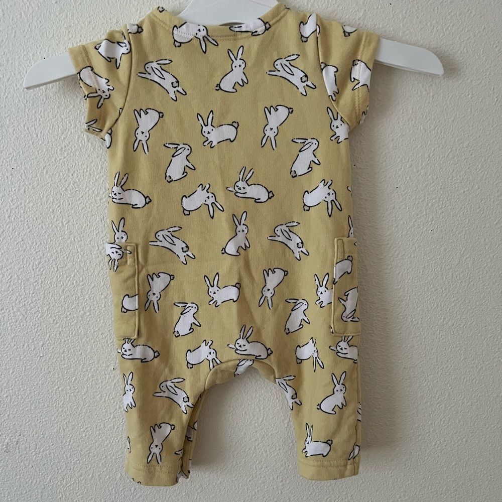 Old Navy baby Girls Bunny Romper 1 pc Easter Yellow